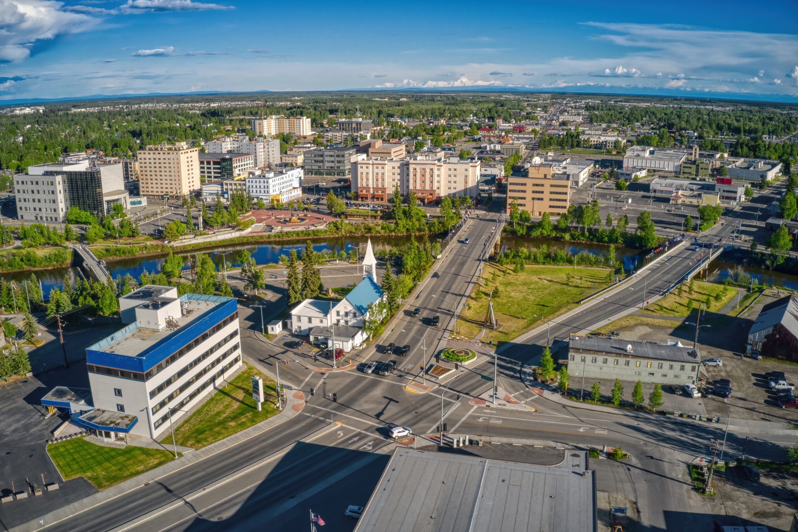 In Race For Fairbanks Borough Mayor, Progressive Grier Hopkins Outpaces ...